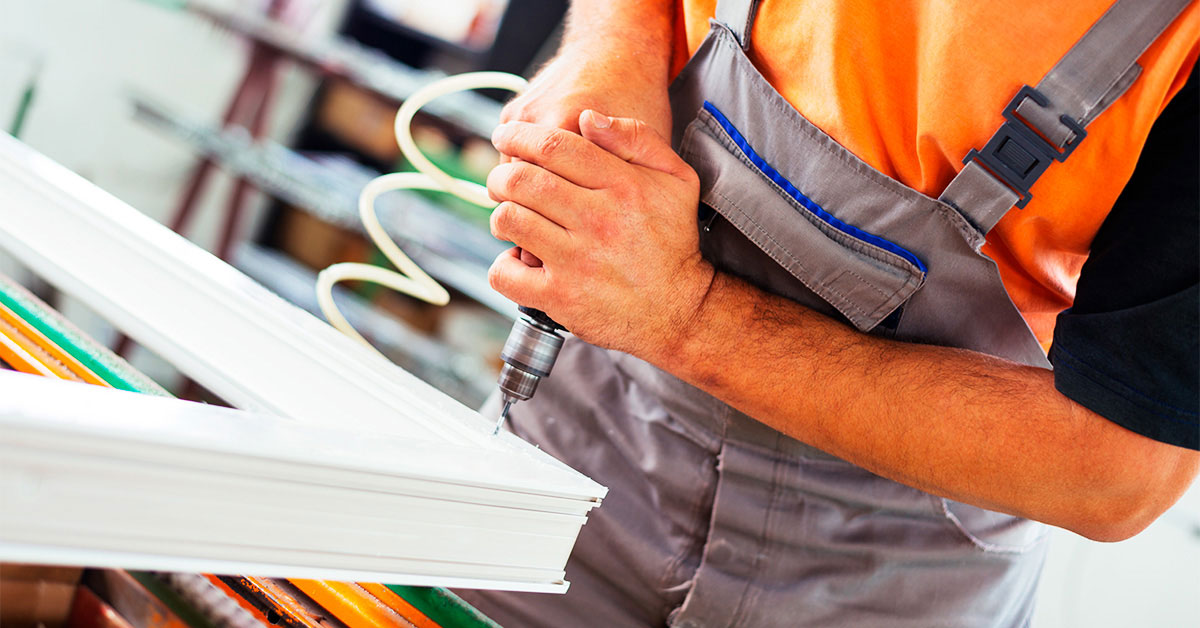 Як виробляють пластикові вікна